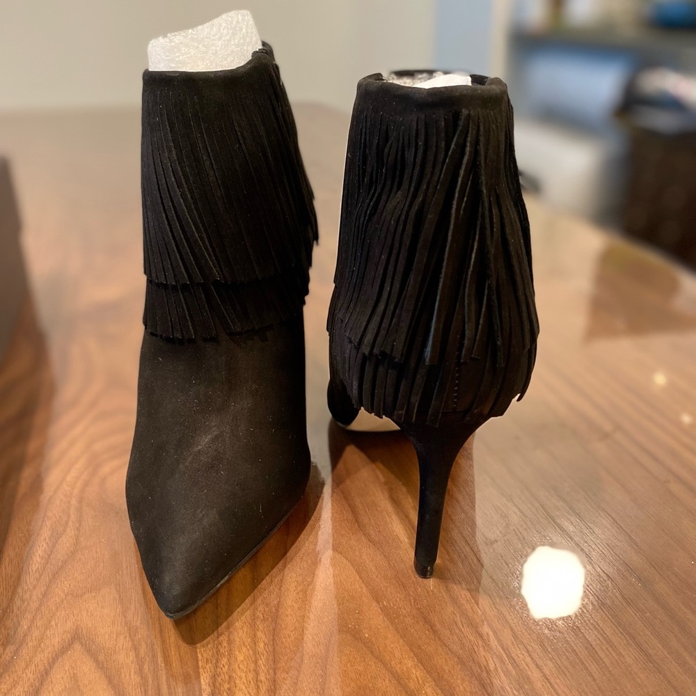 Brain Atwood - 7.5 Woman’s- B-Nova Boots - Black Suede